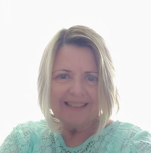 Meet your Posher, Arlene